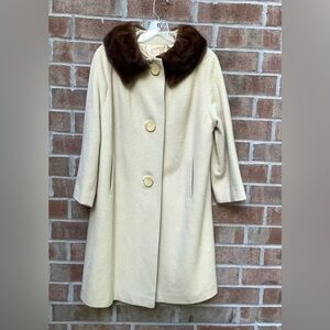 Forstmann Vintage 60s Cream Colored Wool Coat With Real Fur Collar